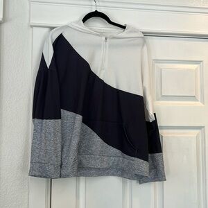 Color block women’s hooded sweatshirt 1/2 zip up